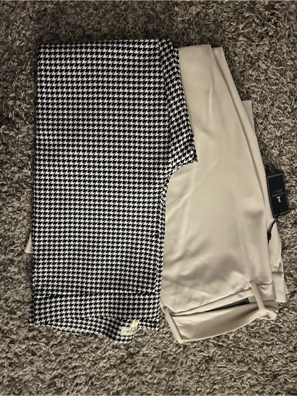 Style & Co. Women’s Black Houndstooth and Cream Flat Front Shorts